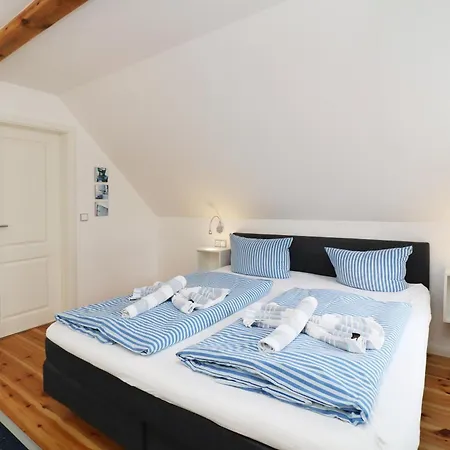 Aparthotel Wald & *